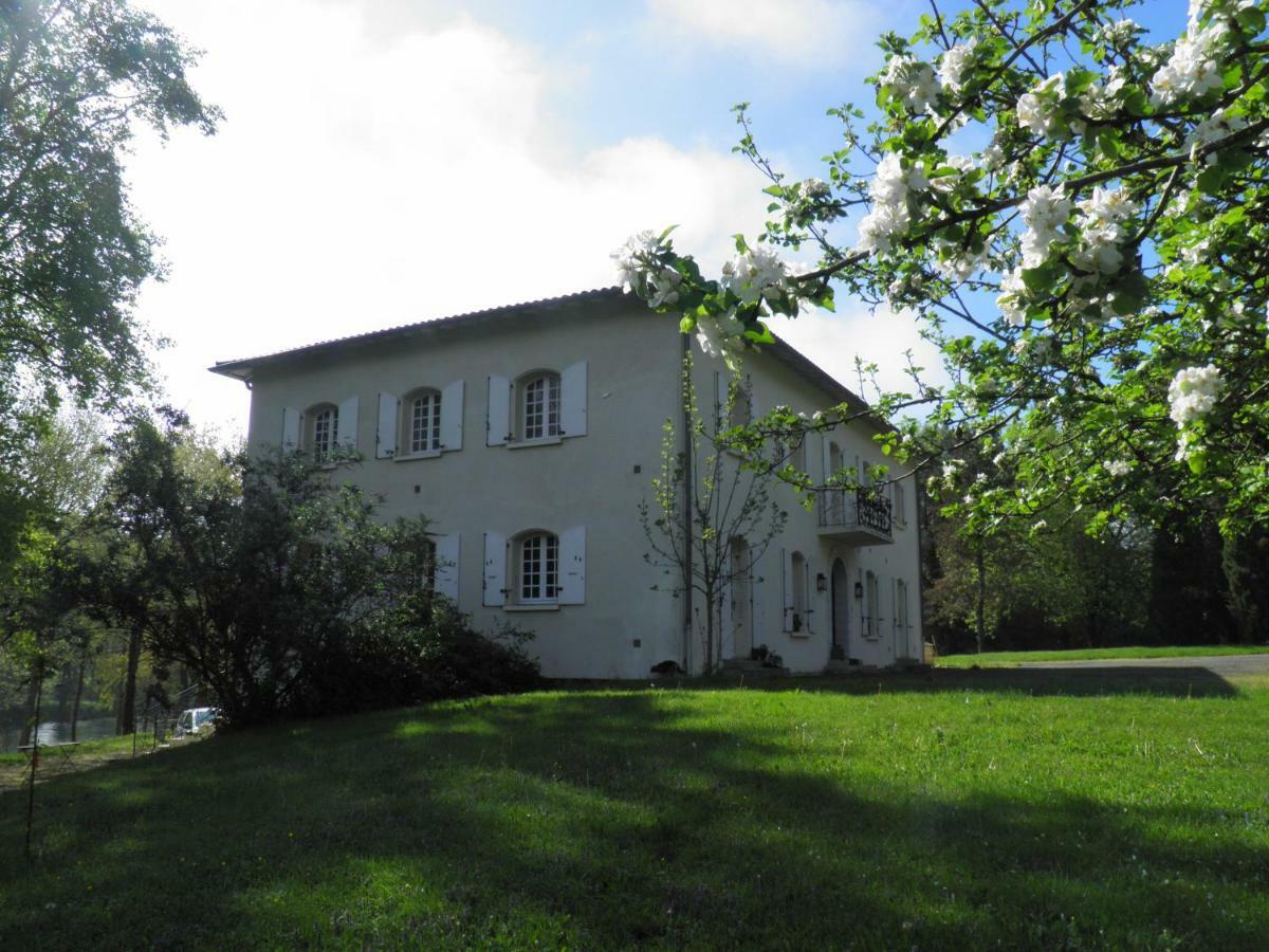 L'Escalere Bed and Breakfast Arnaud-Guilhem Exteriör bild