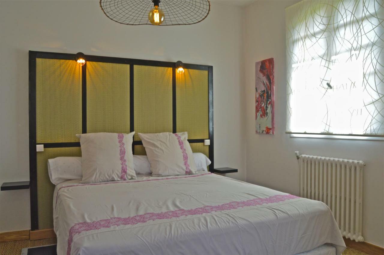 L'Escalere Bed and Breakfast Arnaud-Guilhem Exteriör bild